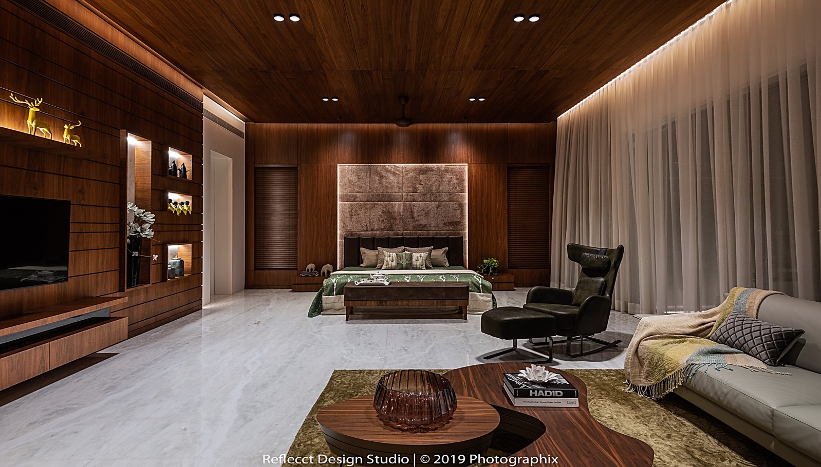 Elegant Bedroom Furniture Featuring Wood Veneer