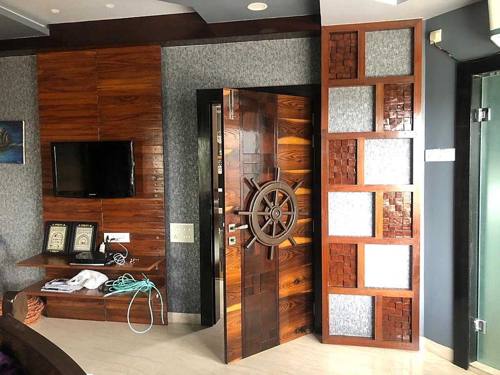 Innovative Wall Decor Crafted Using Wood Veneers